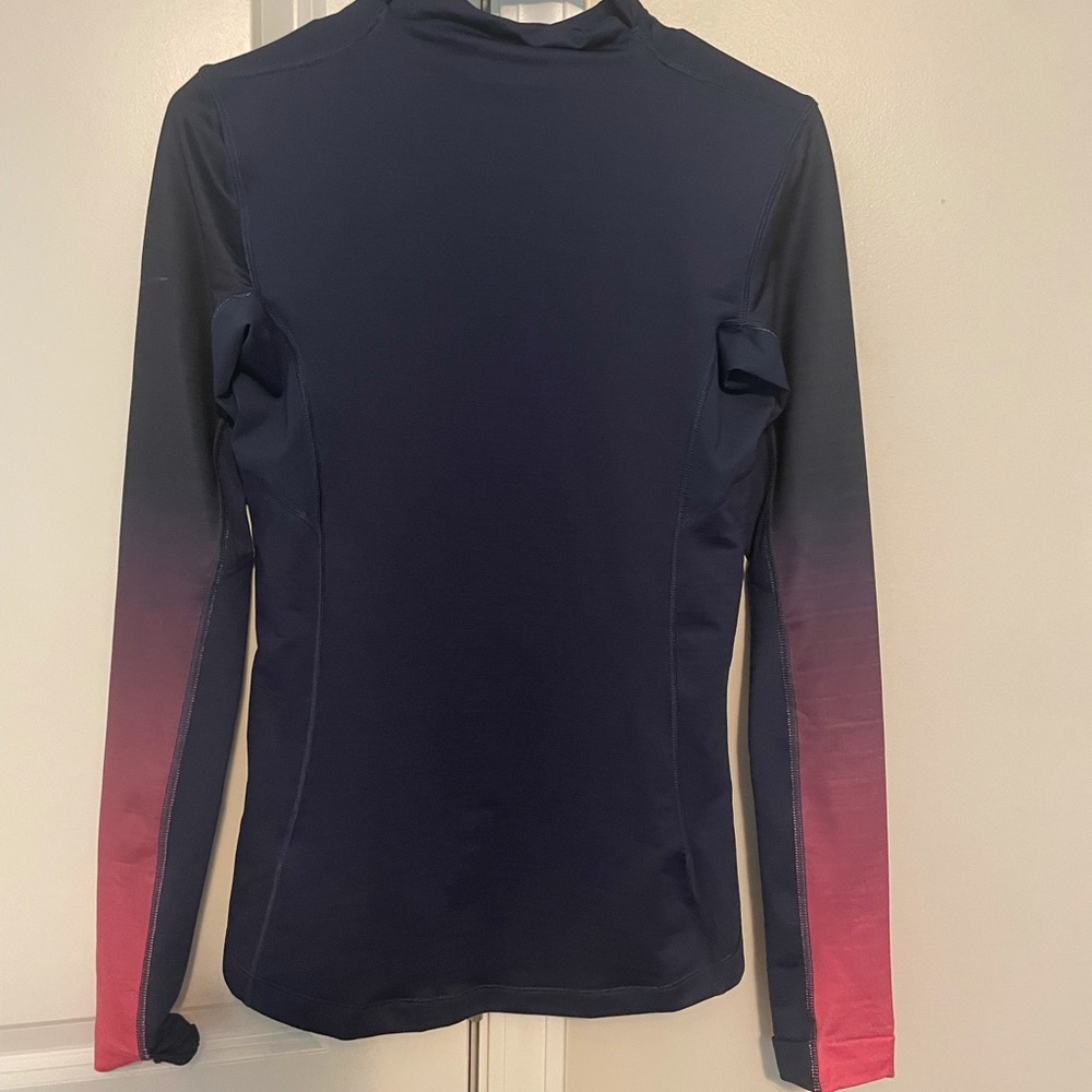 Women’s Nike long sleeve